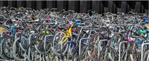 Des parkings vélos obligatoires dans les bâtiments publics et  professionnels dès 2017